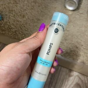 Nutricentials Hyaluronic Acid + B5 Serum